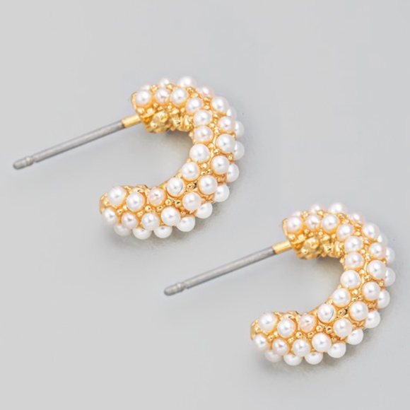 Half Circle Pearl - Picture 1 of 3